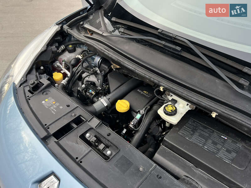 Минивэн Renault Scenic 2011 в Луцке