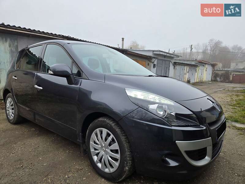 Минивэн Renault Scenic 2010 в Тернополе