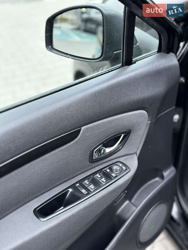 Мінівен Renault Scenic 2014 в Вінниці