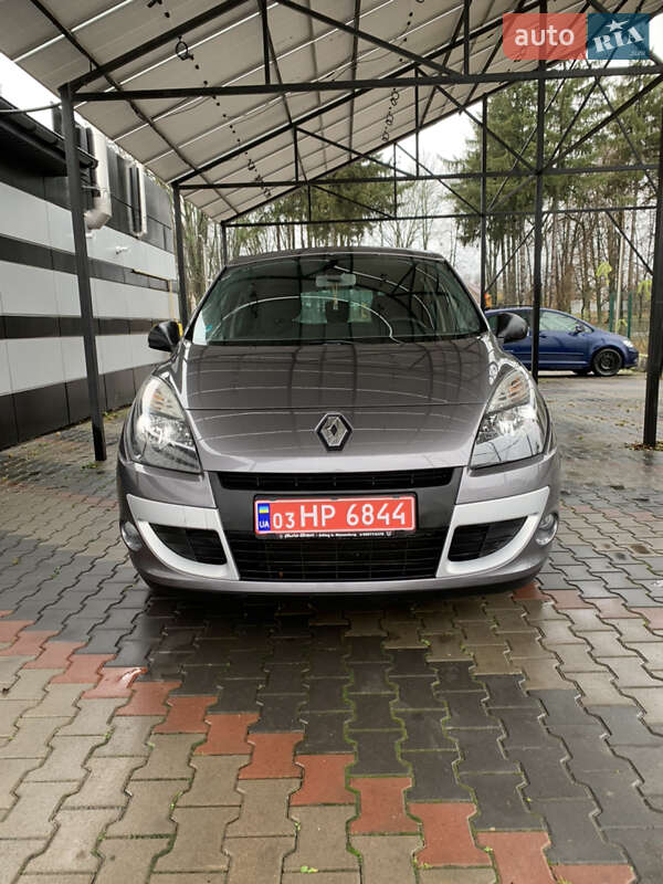 Минивэн Renault Scenic 2009 в Виннице