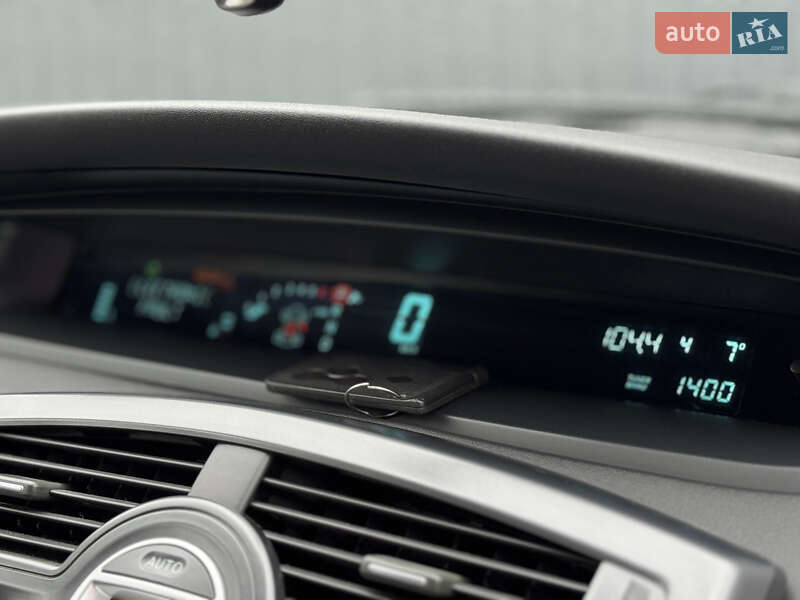 Минивэн Renault Scenic 2005 в Дрогобыче