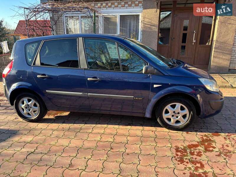 Минивэн Renault Scenic 2003 в Казатине