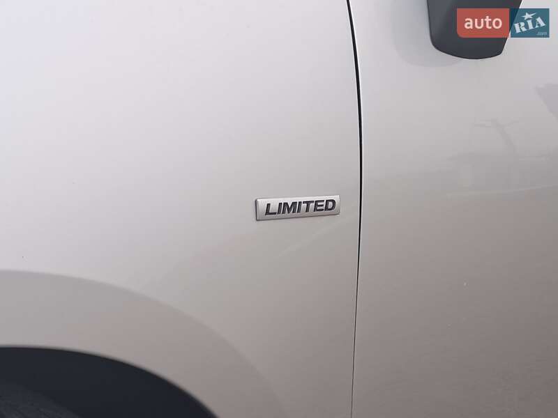 Минивэн Renault Scenic 2012 в Дубно