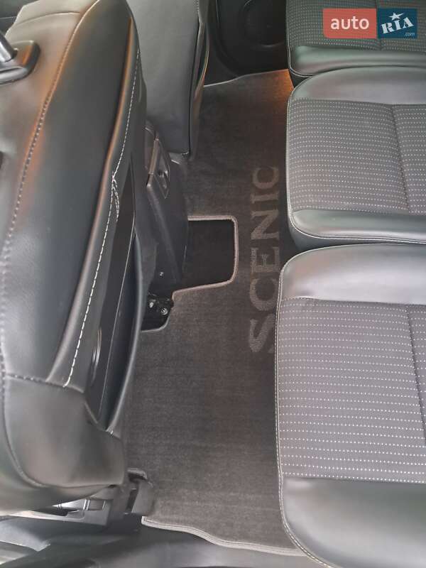 Минивэн Renault Scenic 2012 в Дубно