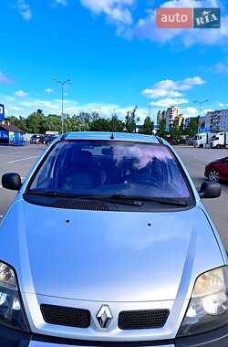 Минивэн Renault Scenic 2002 в Сумах