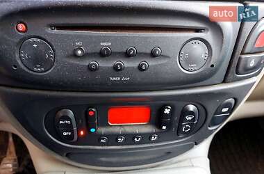 Минивэн Renault Scenic 2002 в Сумах