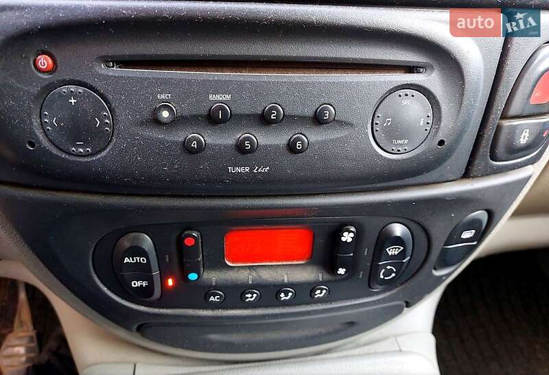 Минивэн Renault Scenic 2002 в Сумах