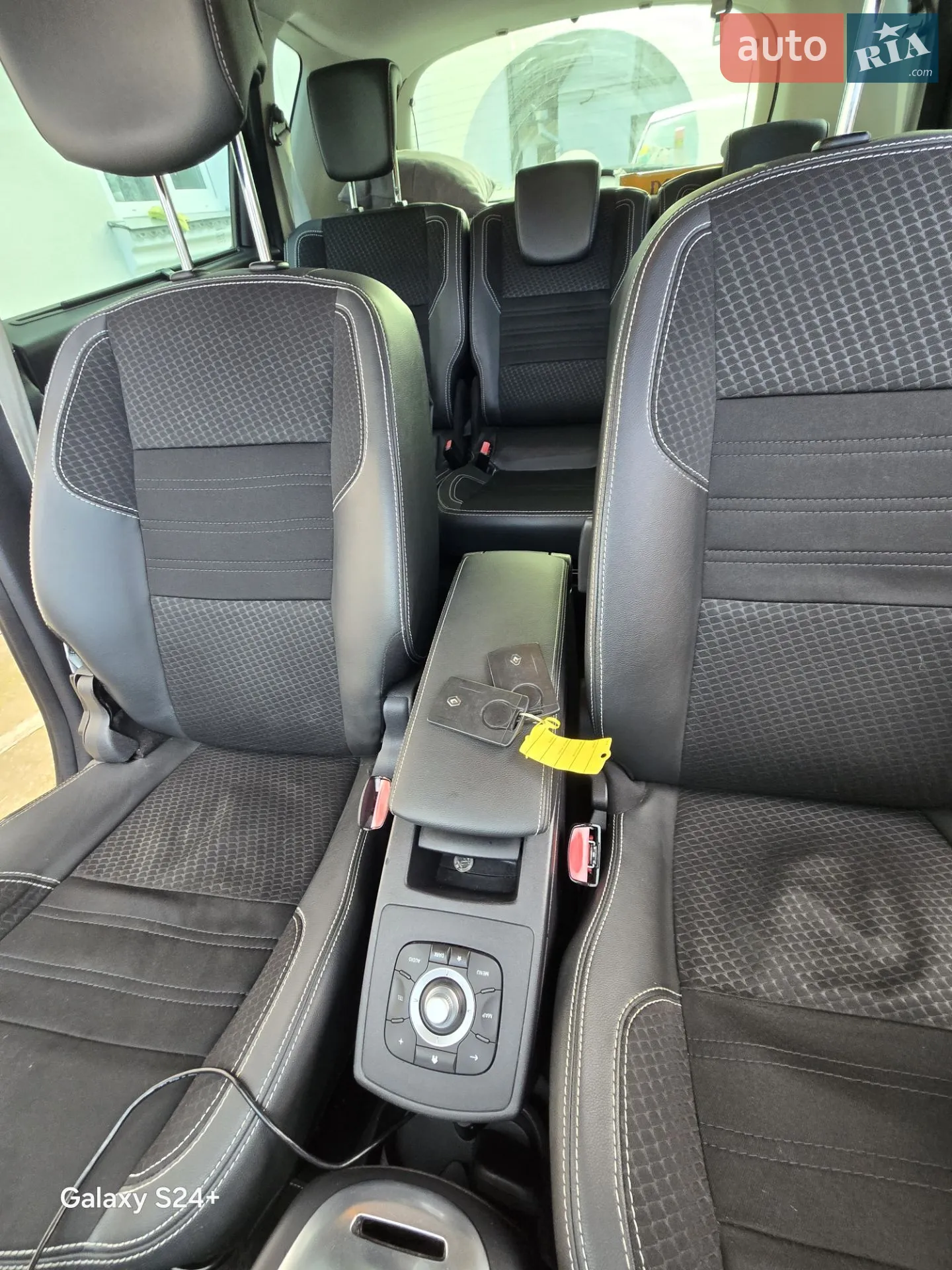 2014 Renault Scenic - мініатюра 28