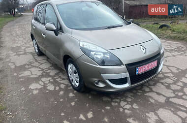 Мінівен Renault Scenic 2011 в Луцьку