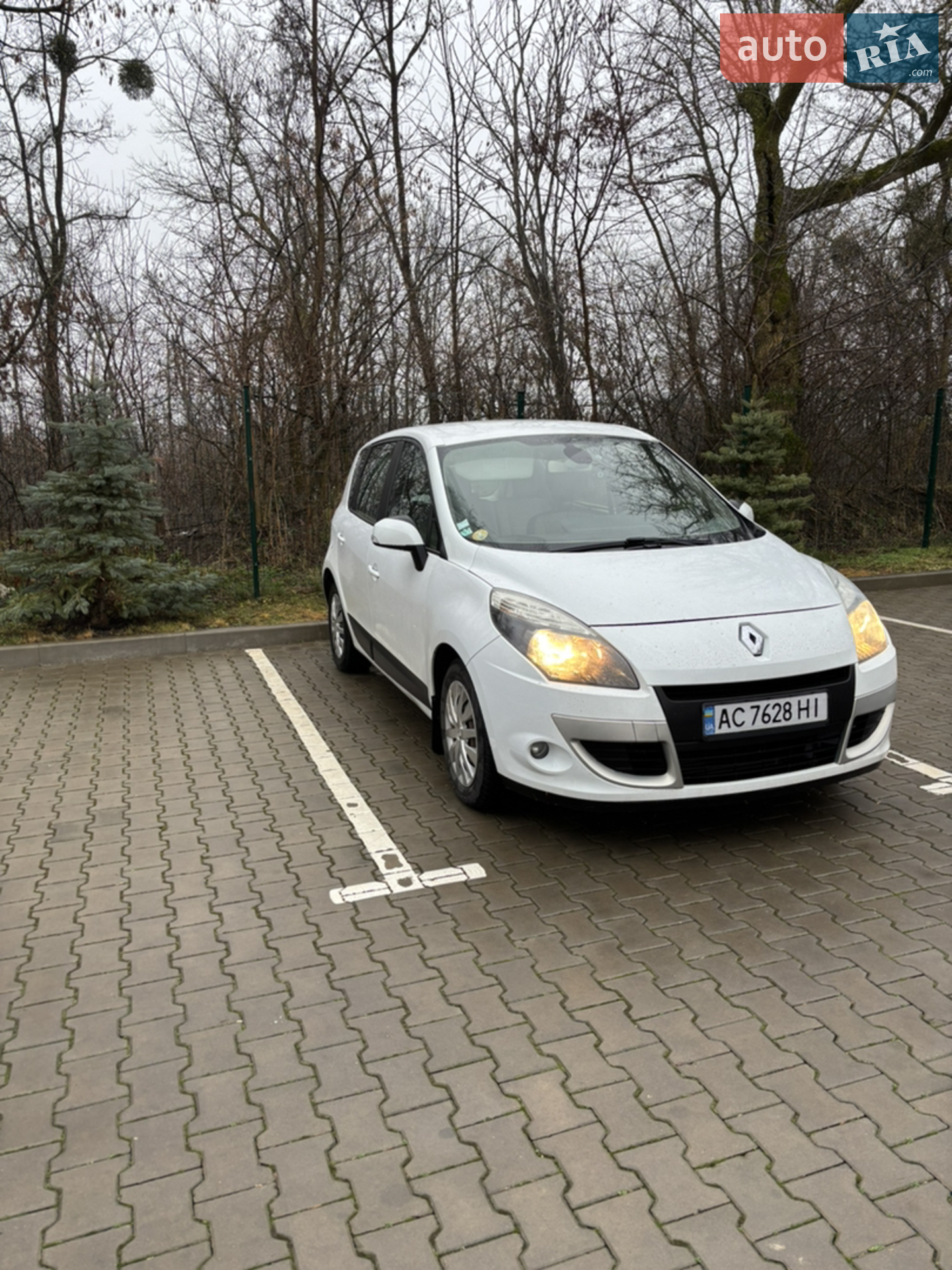 2010 Renault Scenic - мініатюра 4
