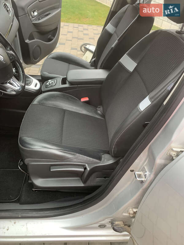 Минивэн Renault Scenic 2015 в Ровно