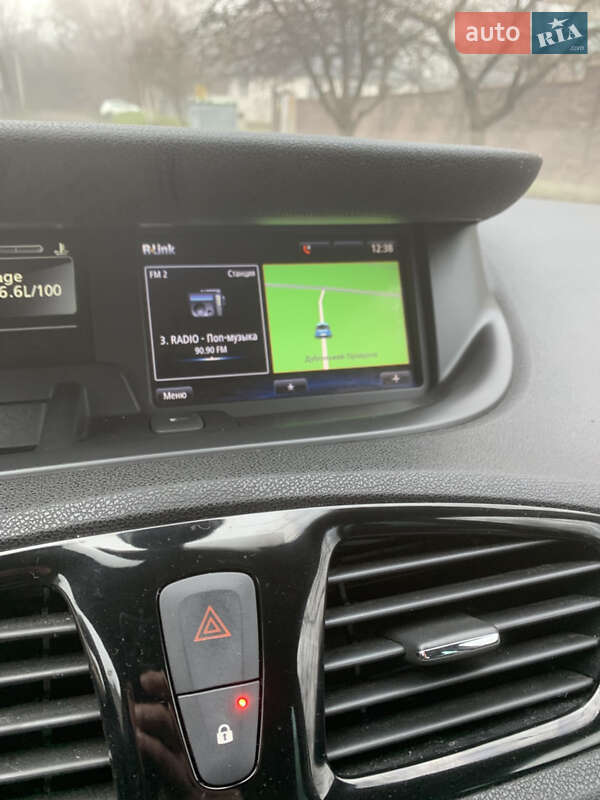 Минивэн Renault Scenic 2015 в Ровно