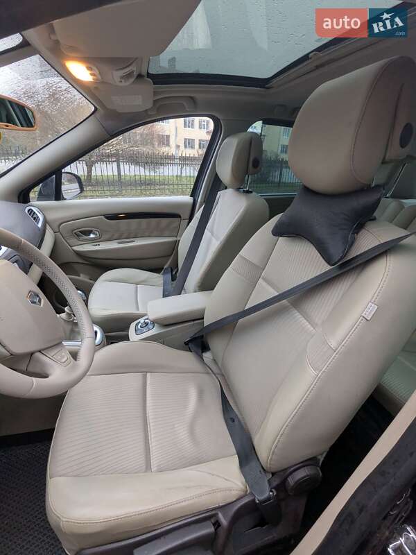 Минивэн Renault Scenic 2009 в Славуте