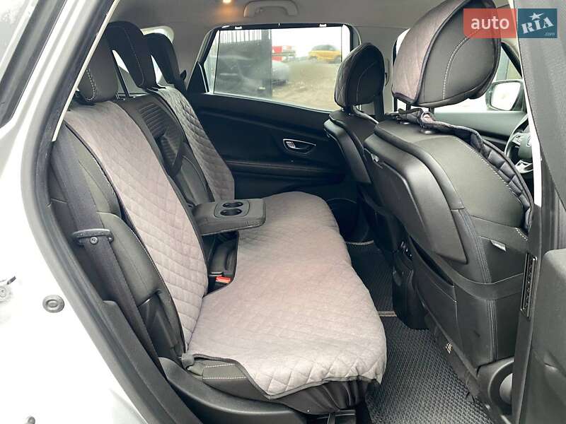 Мінівен Renault Scenic 2017 в Києві