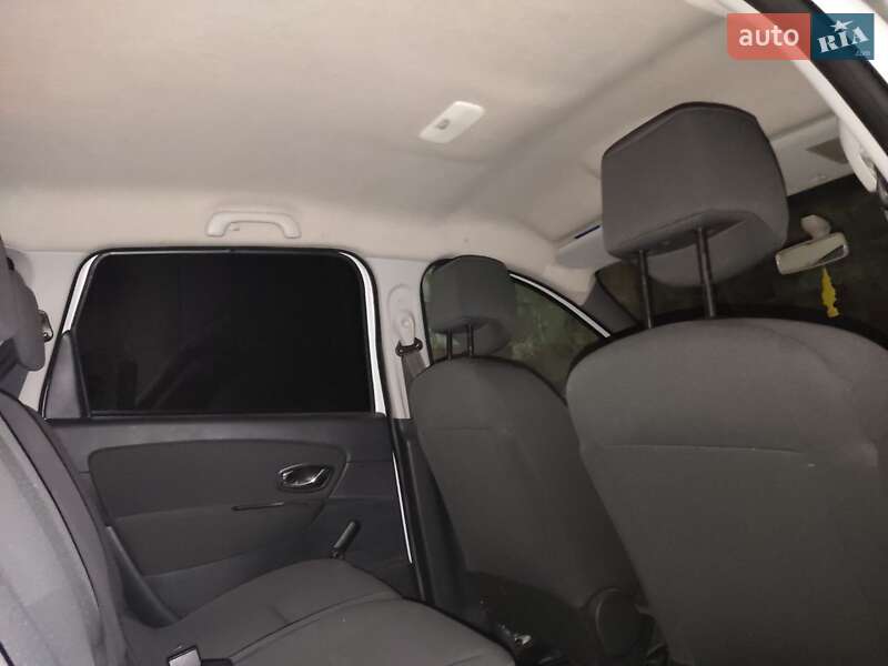 Минивэн Renault Scenic 2012 в Сумах