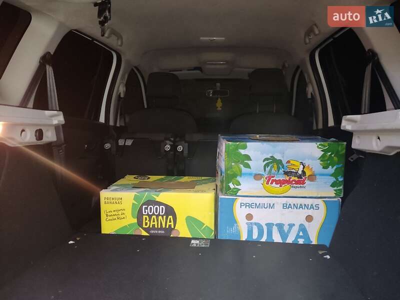 Минивэн Renault Scenic 2012 в Сумах