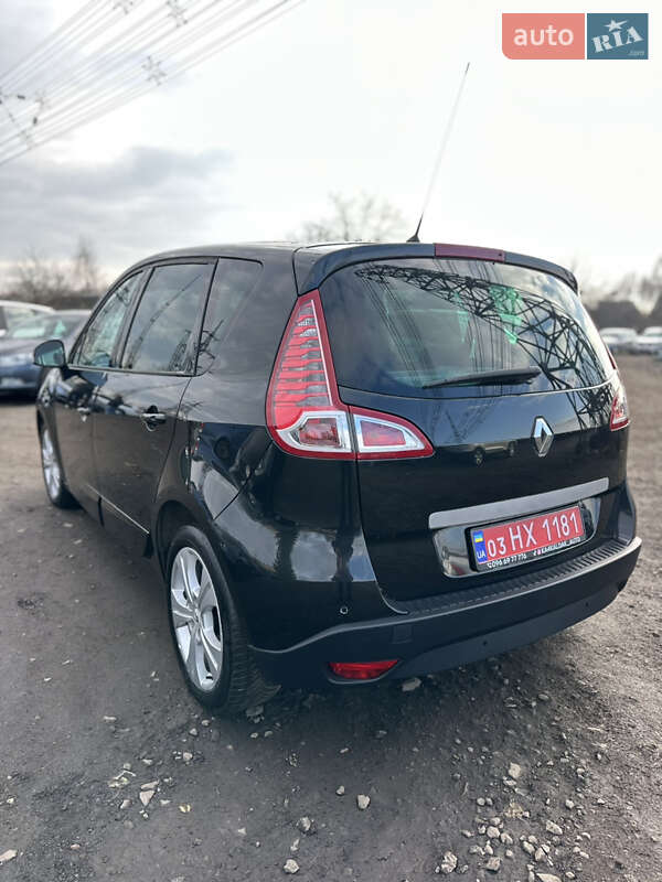 Минивэн Renault Scenic 2010 в Луцке