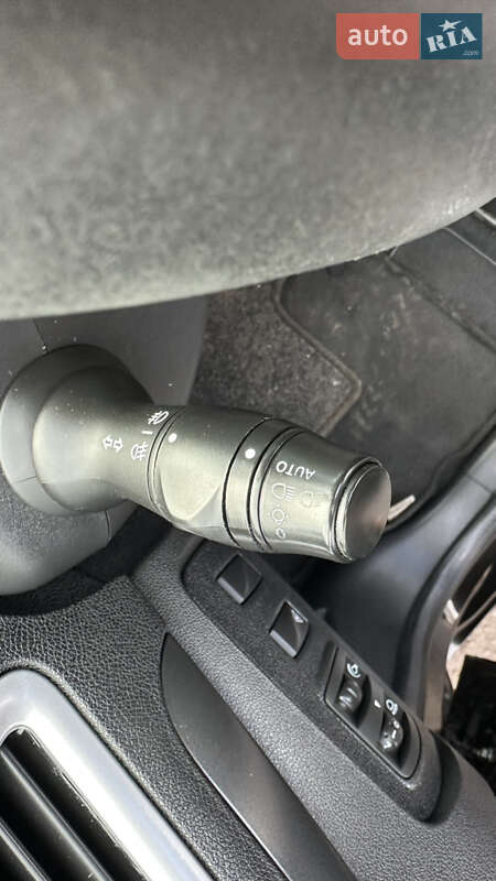 Минивэн Renault Scenic 2010 в Луцке