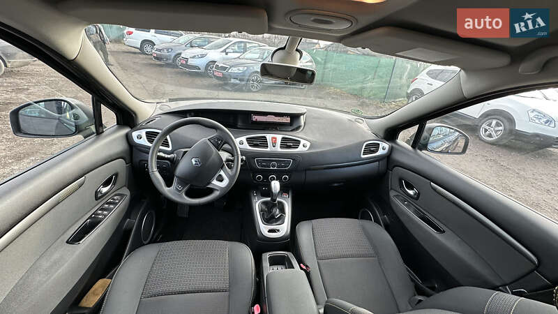 Минивэн Renault Scenic 2010 в Луцке