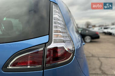 Мінівен Renault Scenic 2012 в Києві