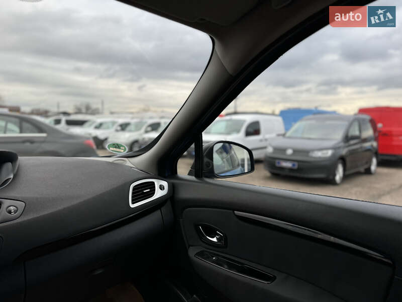 Мінівен Renault Scenic 2012 в Києві