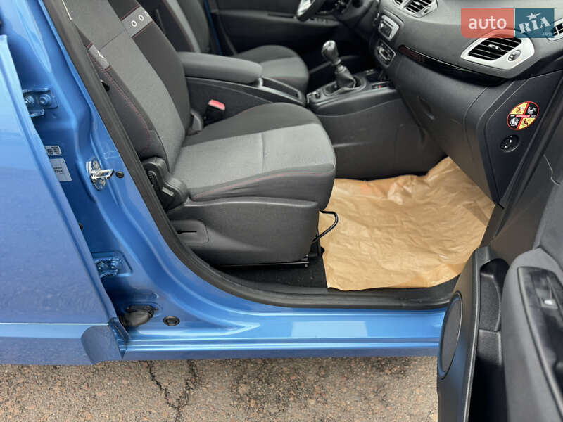 Мінівен Renault Scenic 2012 в Києві