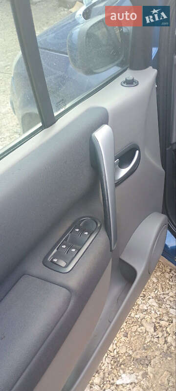 Мінівен Renault Scenic 2008 в Волочиську фото 13 Мінівен Renault Scenic 2008 в Волочиську