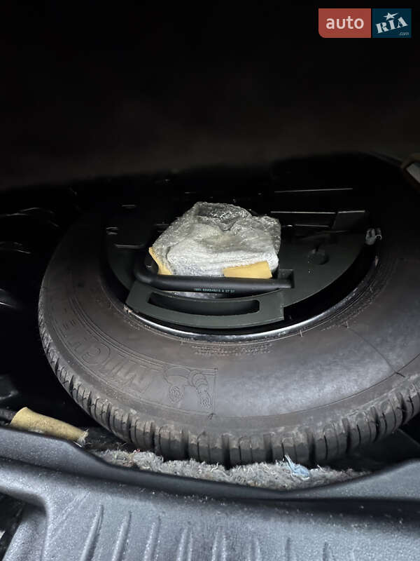 Минивэн Renault Scenic 2008 в Луцке