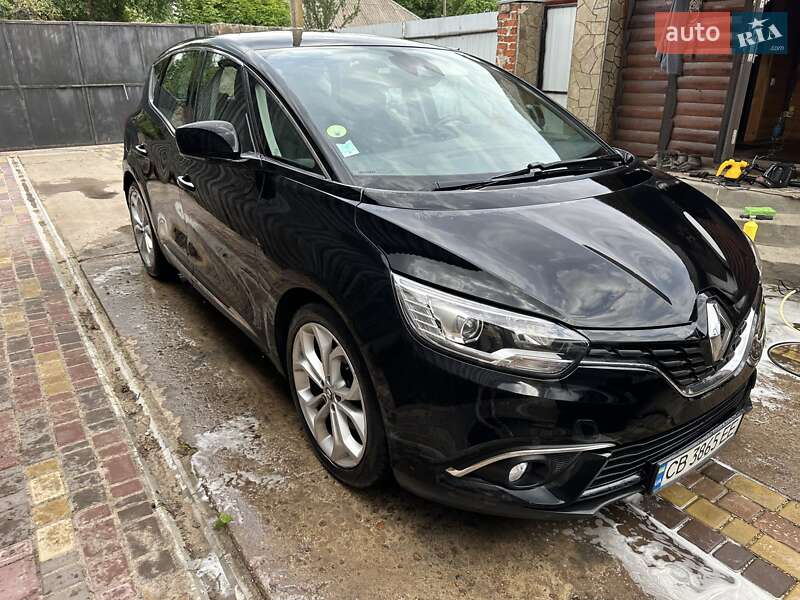 Мінівен Renault Scenic 2017 в Корюківці
