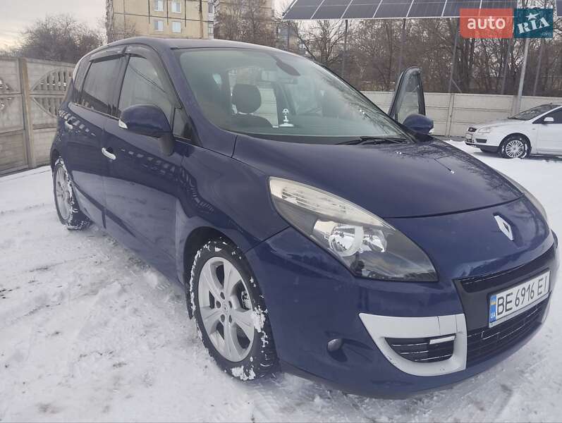 Минивэн Renault Scenic 2011 в Кривом Роге