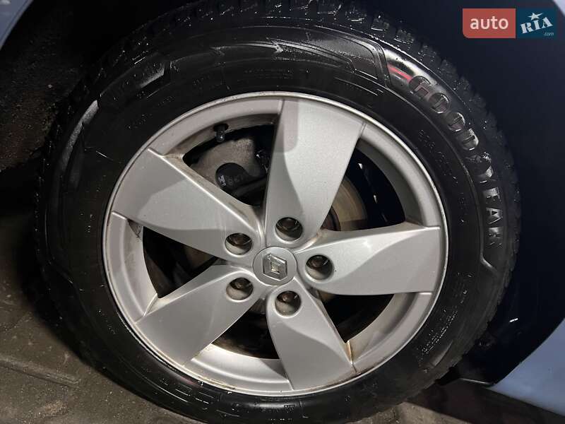 Мінівен Renault Scenic 2009 в Хмельницькому