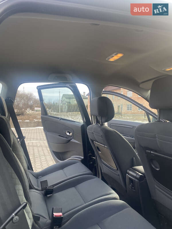 Мінівен Renault Scenic 2010 в Чернівцях