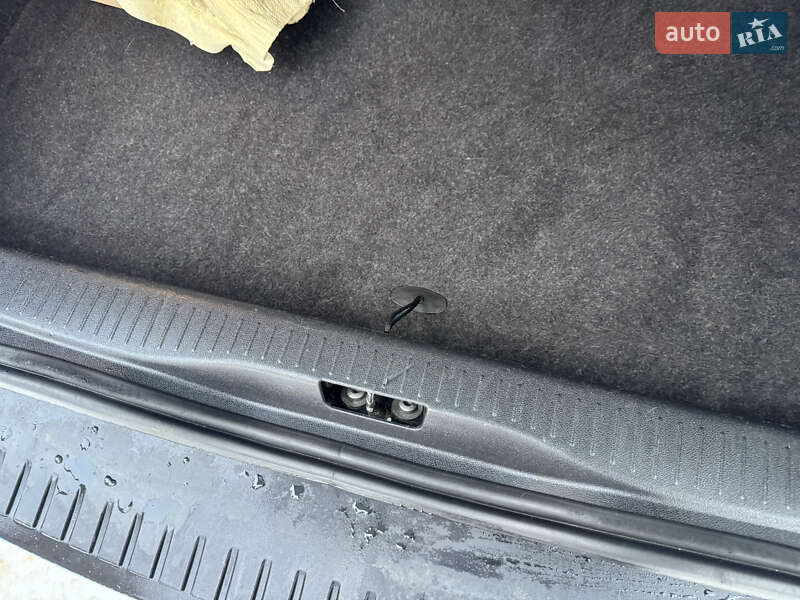 Минивэн Renault Scenic 2011 в Луцке