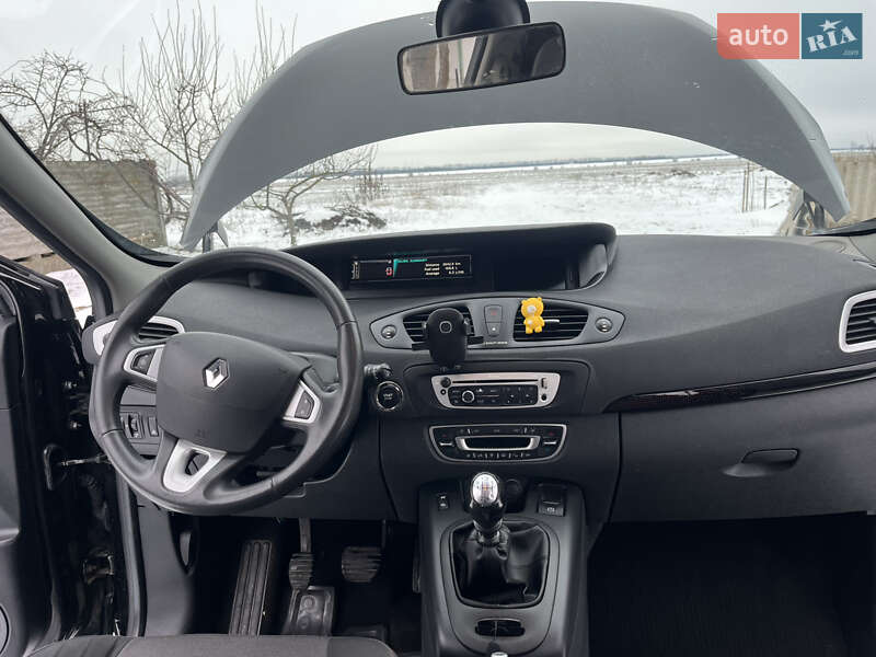 Минивэн Renault Scenic 2012 в Чигирине