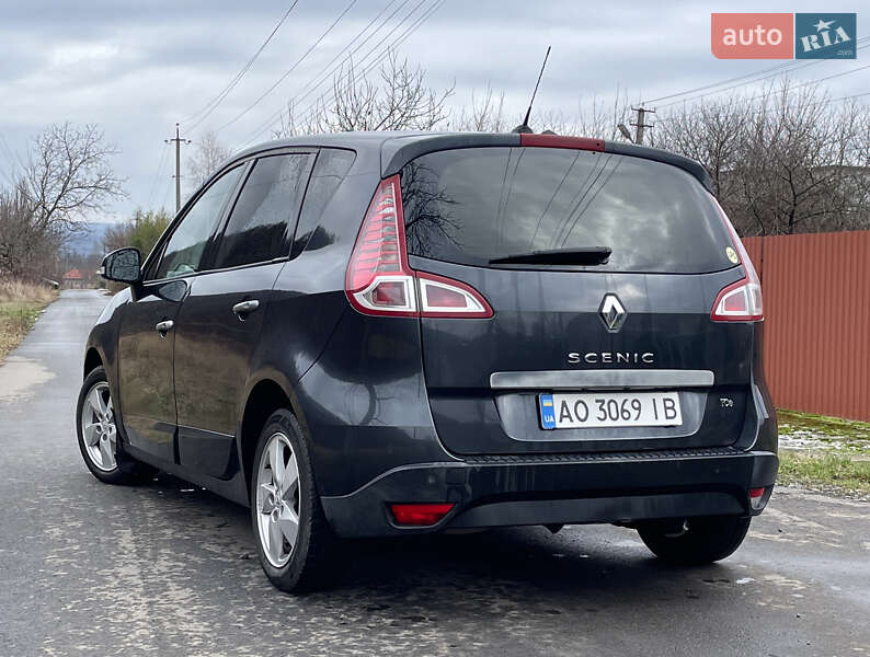 Минивэн Renault Scenic 2009 в Ужгороде