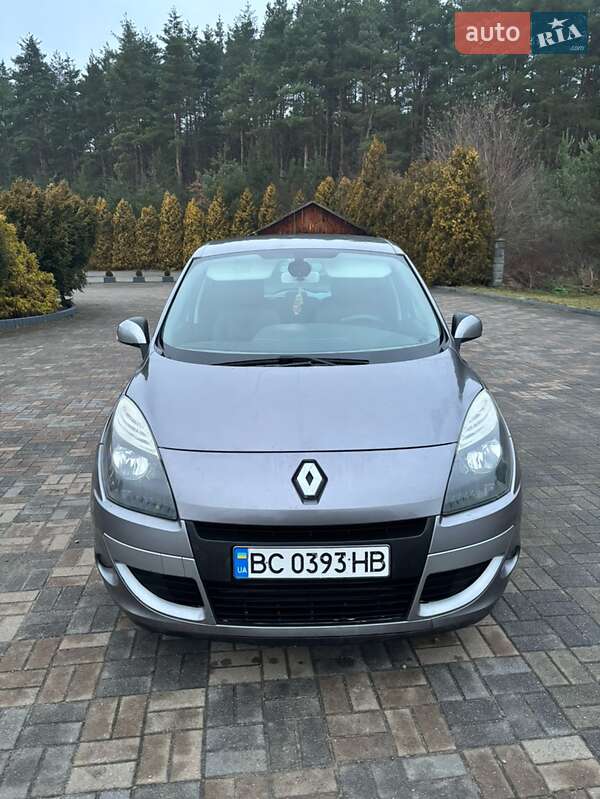 Renault Scenic 2011