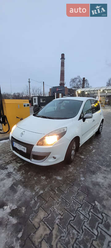 Минивэн Renault Scenic 2011 в Черновцах