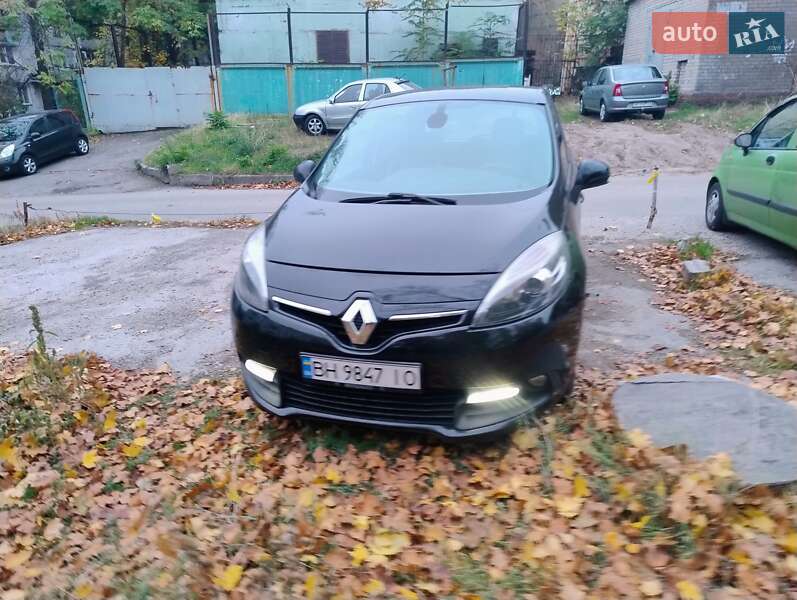 Минивэн Renault Scenic 2016 в Запорожье