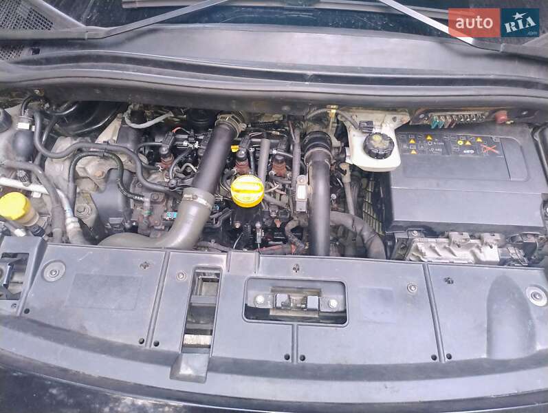 Минивэн Renault Scenic 2016 в Запорожье