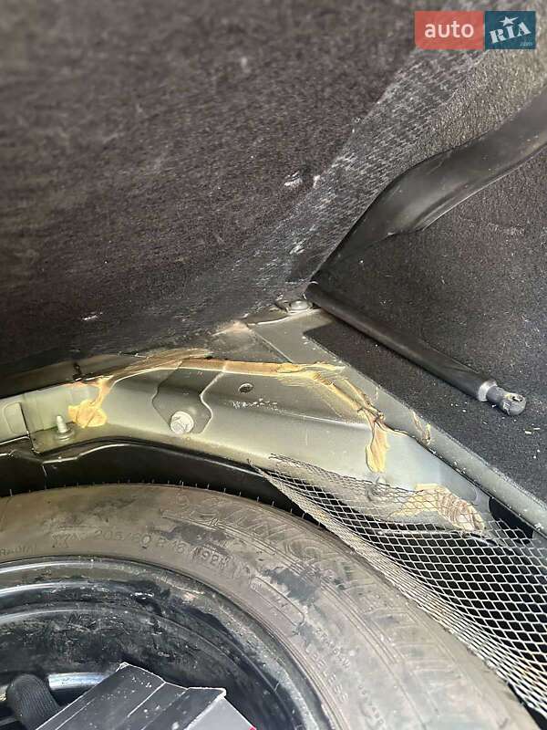 Минивэн Renault Scenic 2016 в Запорожье