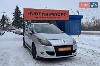 Мінівен Renault Scenic 2010 в Сумах