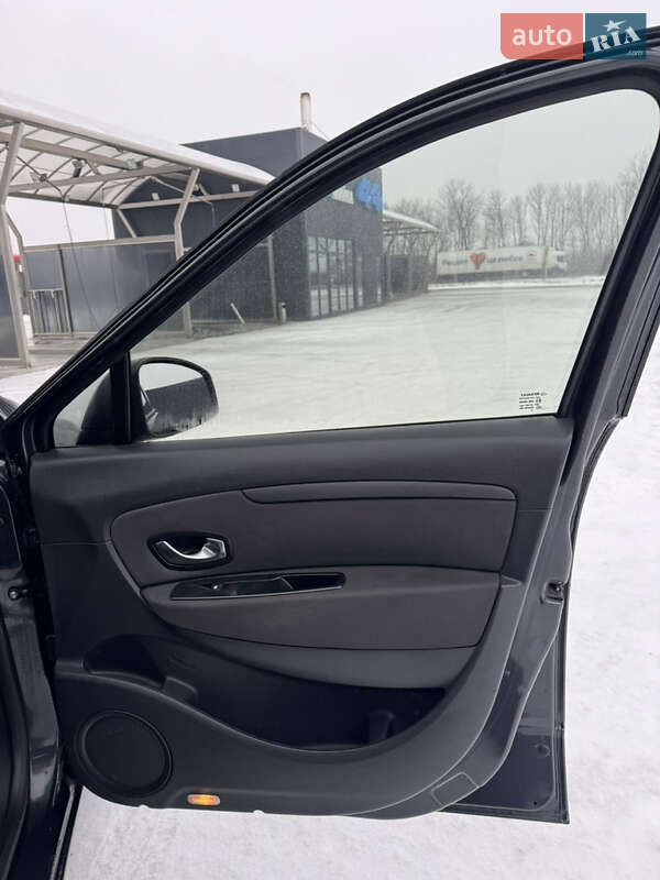 Минивэн Renault Scenic 2011 в Хмельницком