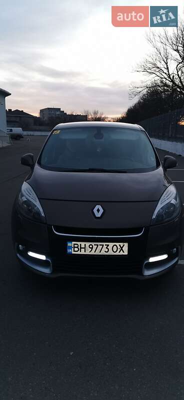Минивэн Renault Scenic 2013 в Белгороде-Днестровском