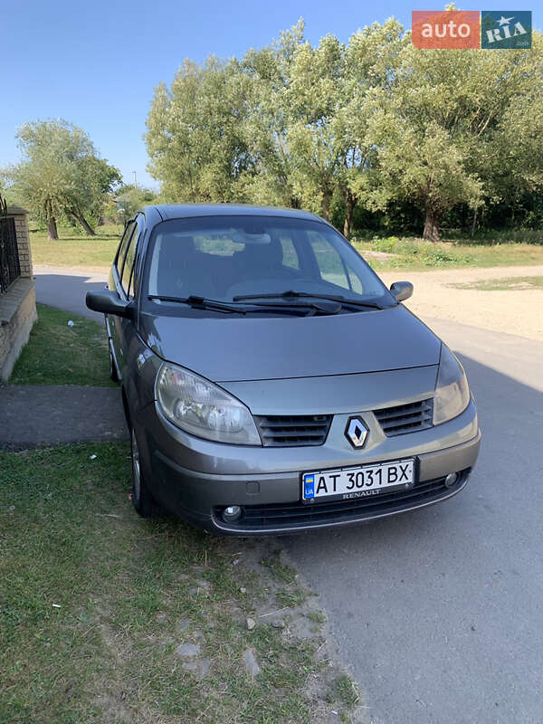 Минивэн Renault Scenic 2005 в Ивано-Франковске