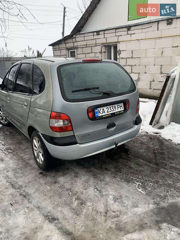 Минивэн Renault Scenic 2002 в Мироновке