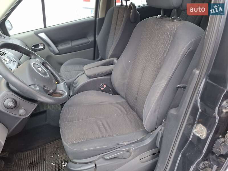 Минивэн Renault Scenic 2007 в Барышевке фото 30 Минивэн Renault Scenic 2007 в Барышевке