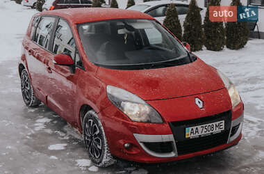 Мінівен Renault Scenic 2011 в Борисполі