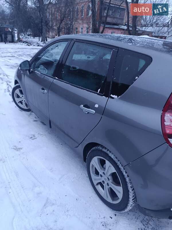 Мінівен Renault Scenic 2009 в Лубнах фото 3 Мінівен Renault Scenic 2009 в Лубнах