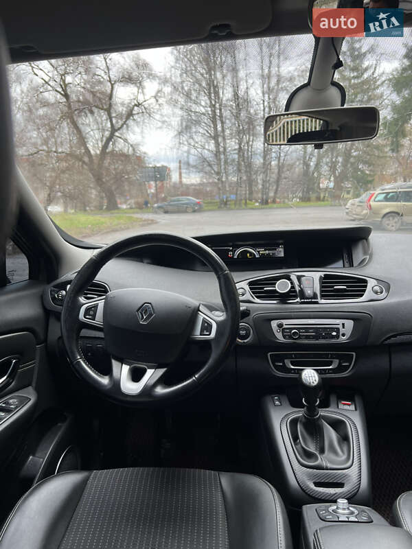 Минивэн Renault Scenic 2012 в Черновцах