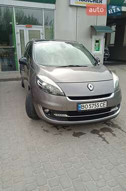 Мінівен Renault Scenic 2012 в Чорткові